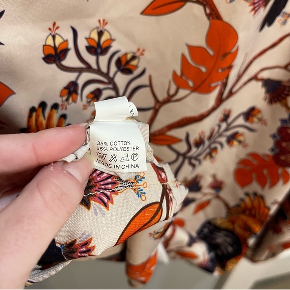Emery Rose Boho Blouse Floral with Birds - Picture 12 of 13
